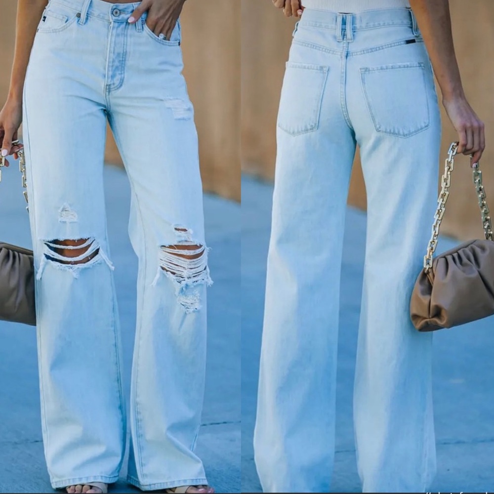 HIGH WAIST 90βs Style Light Wash Wide Leg Distressed Ripped Flare Denim Jeans - Picture 1 of 10